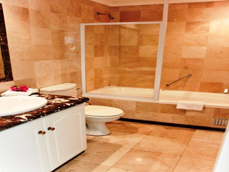 ザ ラッセル ホテル クニスナ 部屋 写真